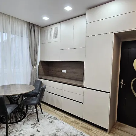 Apartment Reva - Civic Center