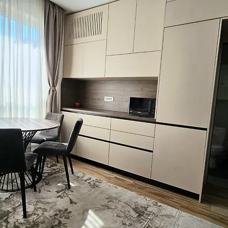 Reva - Civic Center * Brasov