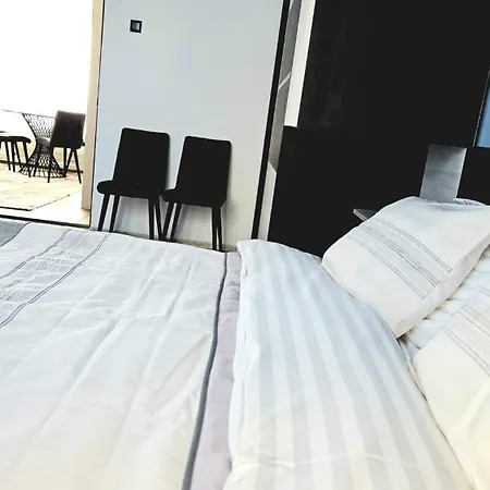 Apartment Reva - Civic Center *