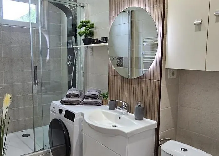 Reva - Civic Center *